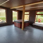Valassky Salet شاليه Vsetín